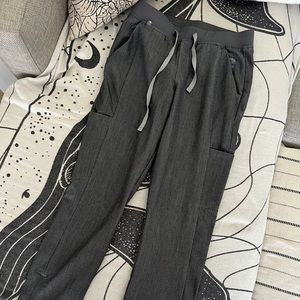 Figs skinny scrub pants